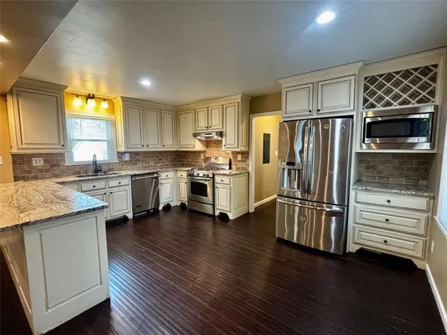 $3,500 | 125 Lantern Ridge Drive, Alpharetta, GA 30009