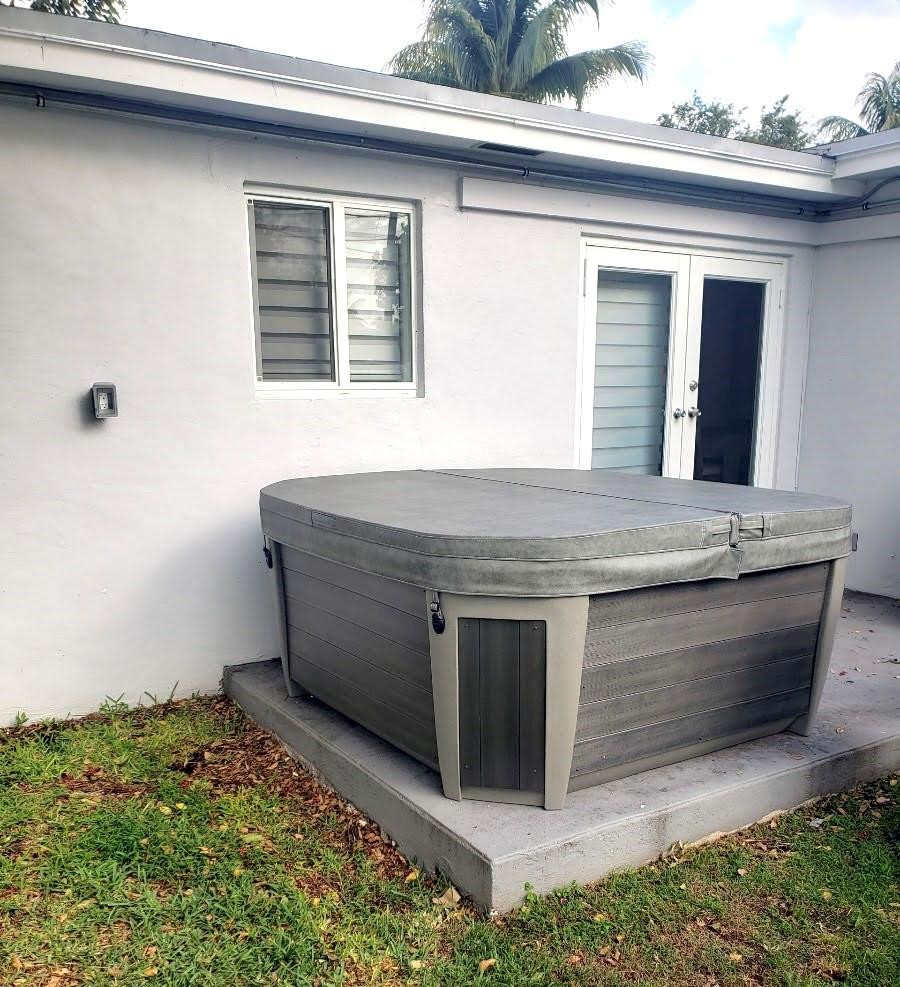 1610 North Park Road Hollywood, FL 33021 - Photo 16 of 18 Photo 16