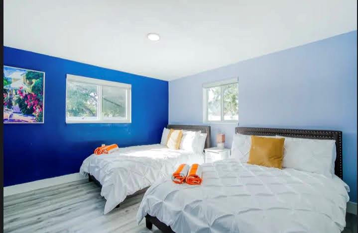 1610 North Park Road Hollywood, FL 33021 - Photo 8 of 18 Photo 8