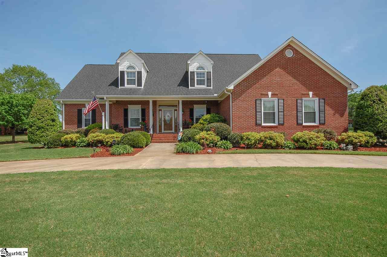 501 Silver Ridge Drive Greer, SC 29651 - Photo 1 of 35