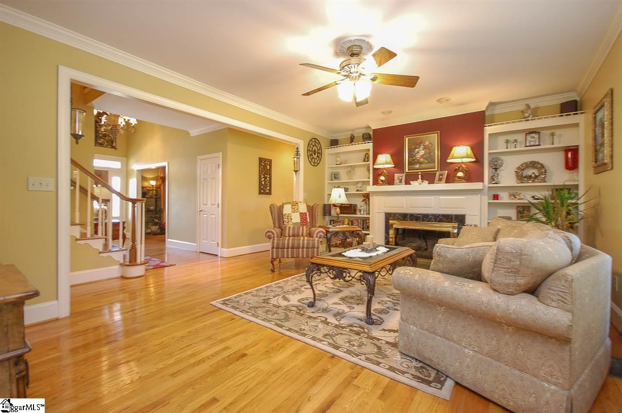 501 Silver Ridge Drive Greer, SC 29651 - Photo 11 of 35