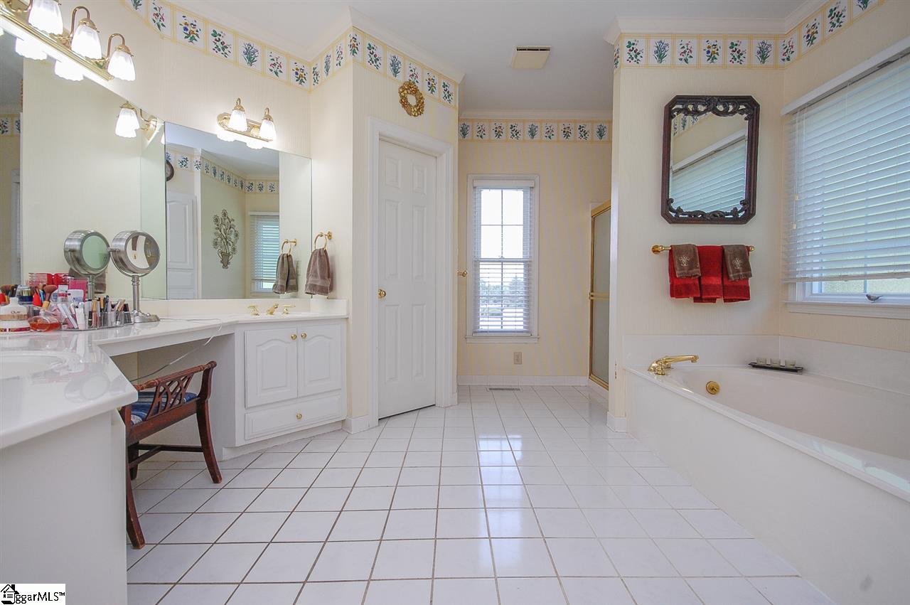 501 Silver Ridge Drive Greer, SC 29651 - Photo 19 of 35