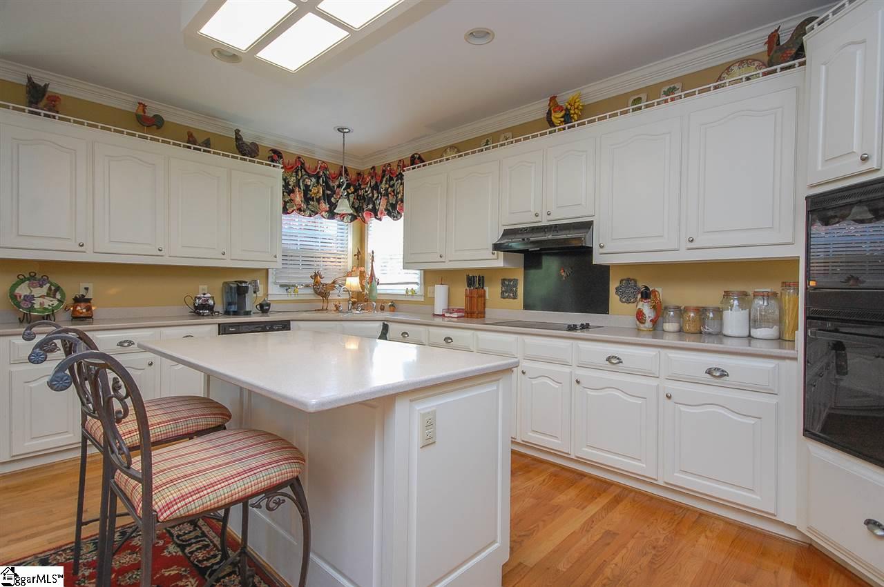501 Silver Ridge Drive Greer, SC 29651 - Photo 6 of 35