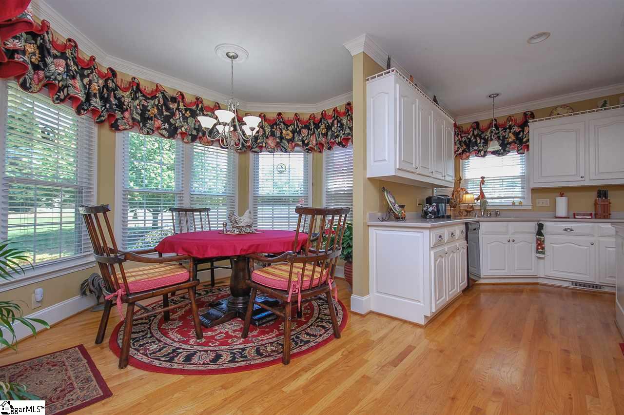 501 Silver Ridge Drive Greer, SC 29651 - Photo 9 of 35