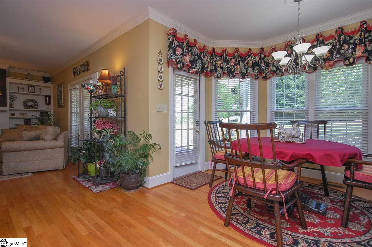 501 Silver Ridge Drive Greer, SC 29651 - Photo 10 of 35