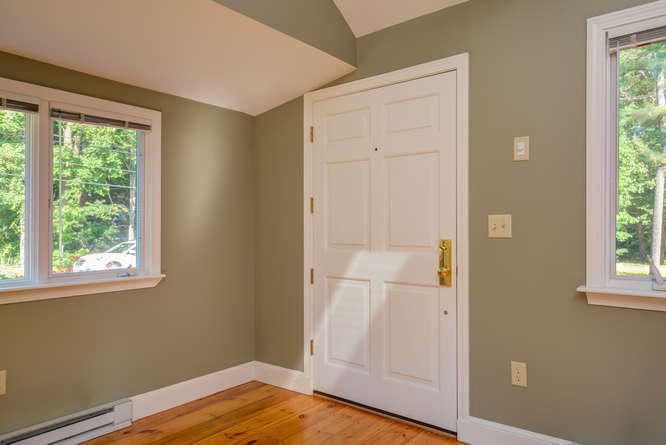 150 Sea Road Kennebunk, ME 04043 - Photo 6 of 40 150 Sea Rd Kennebunk ME 04043-small-006-
