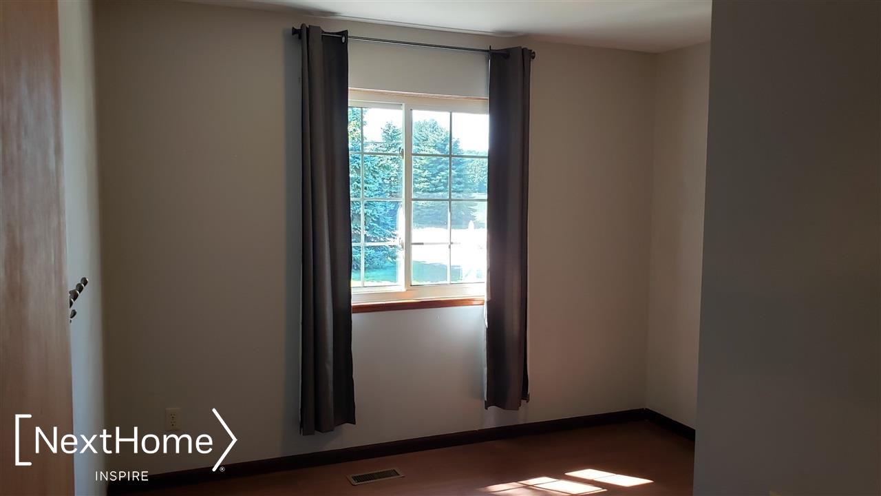 7400 Nichols Road Flushing, MI 48433 - Photo 17 of 31