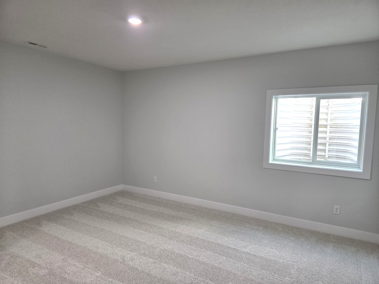 2203 Corrigan Way Normal, IL 61761 - Photo 38 of 51 an empty room with a window