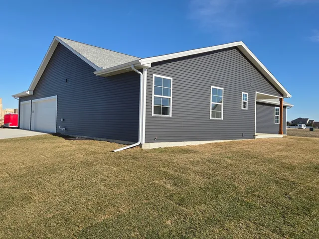 $535,000 | 2203 Corrigan Way, Normal, IL 61761