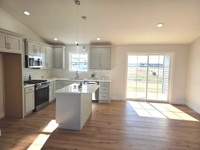 $535,000 | 2203 Corrigan Way, Normal, IL 61761