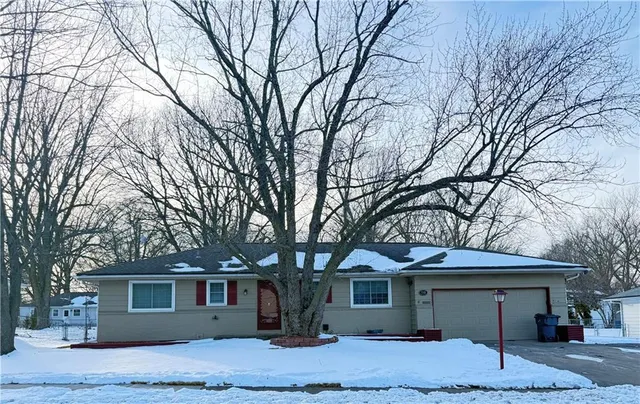 $275,000 | 713 South Sunset Drive, Olathe, KS 66061