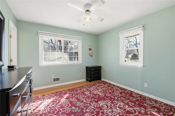 $275,000 | 713 South Sunset Drive, Olathe, KS 66061