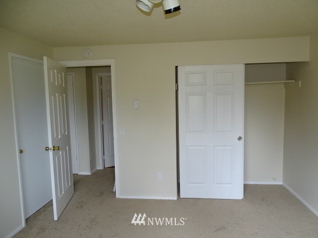 926 205th Place Southeast Bothell, WA 98012 - Photo 14 of 21 Gallery Image 14