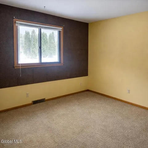 $299,900 | 45 Koonz Road, Voorheesville, NY 12186