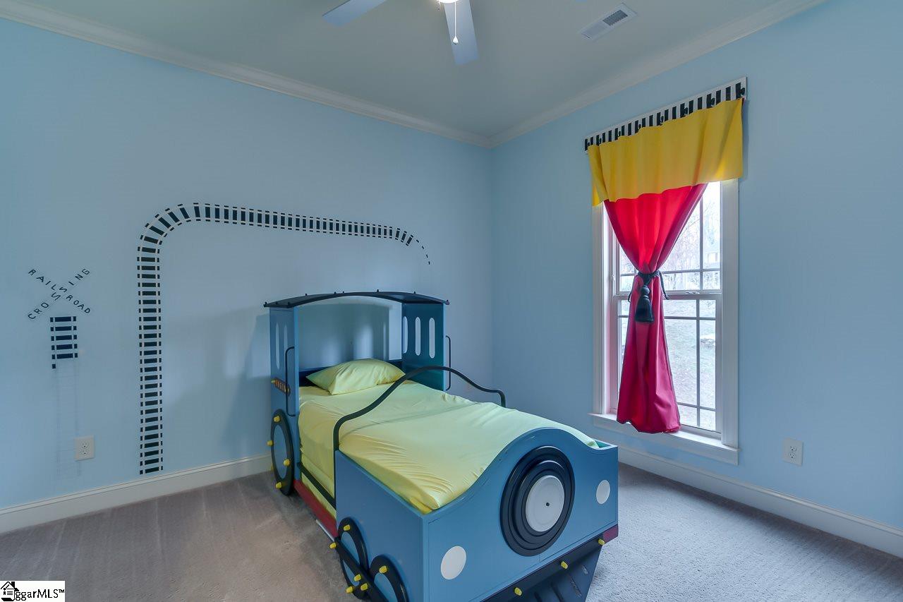 221 Foxhound Road Simpsonville, SC 29680 - Photo 18 of 36 Gallery Image 18