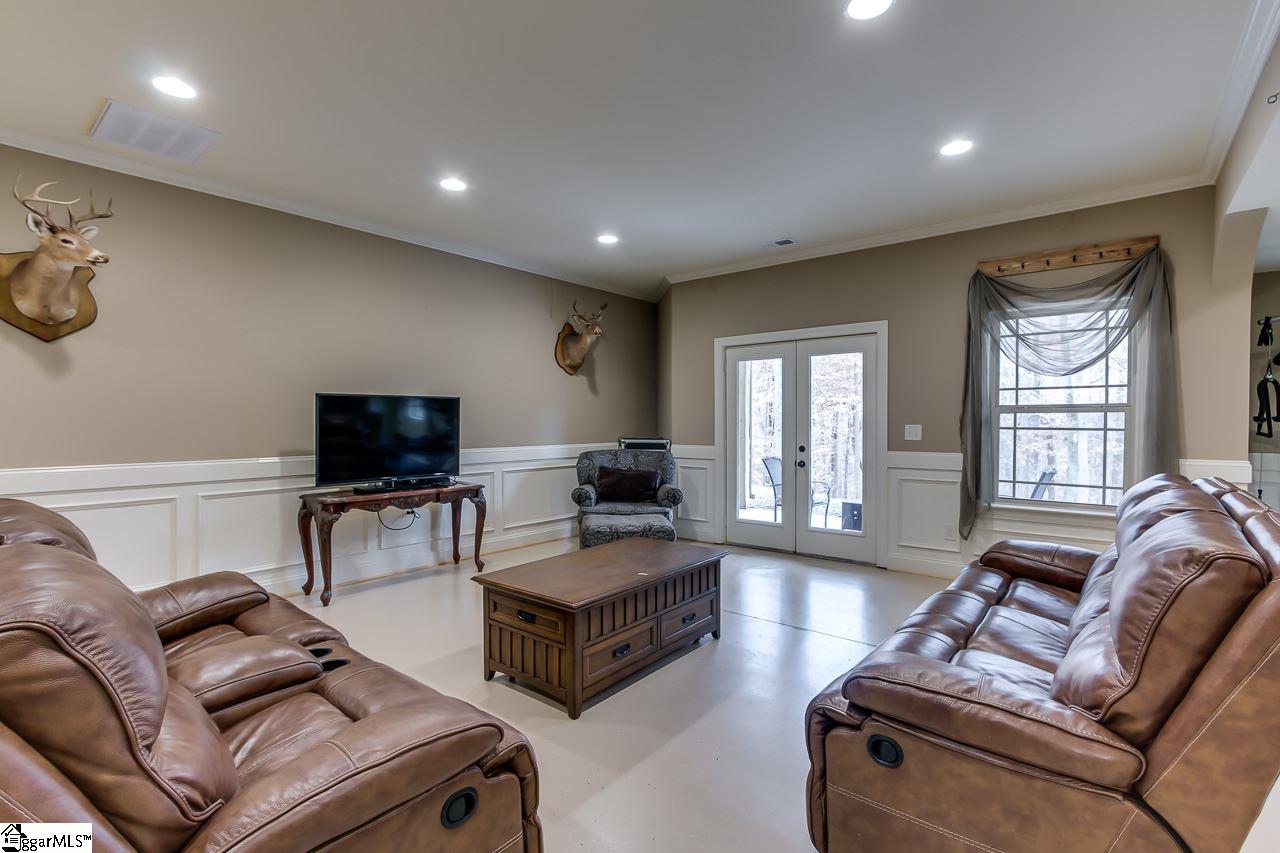 221 Foxhound Road Simpsonville, SC 29680 - Photo 28 of 36 Gallery Image 28
