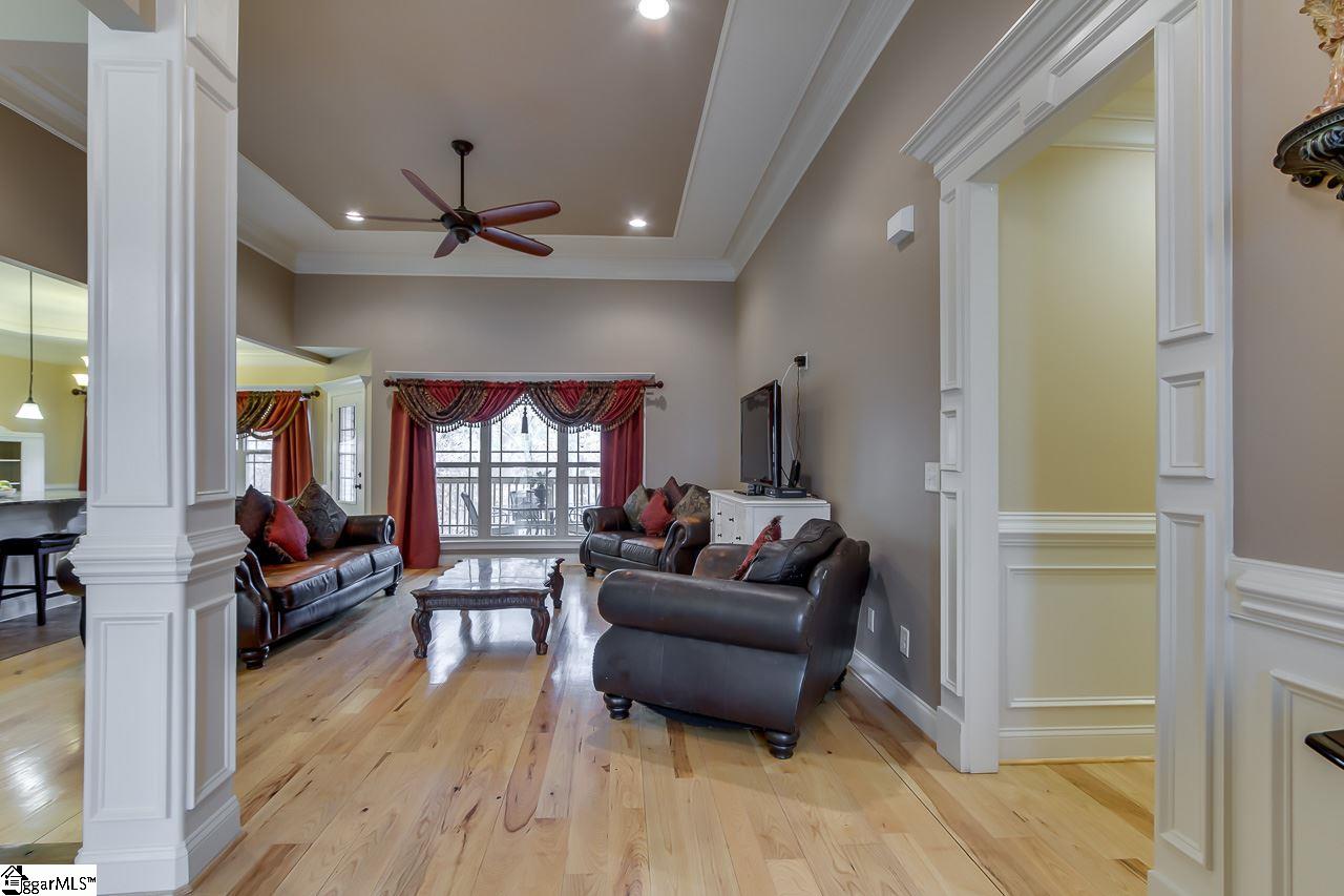 221 Foxhound Road Simpsonville, SC 29680 - Photo 4 of 36 Gallery Image 4