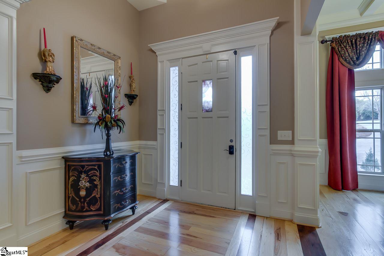 221 Foxhound Road Simpsonville, SC 29680 - Photo 5 of 36 Gallery Image 5