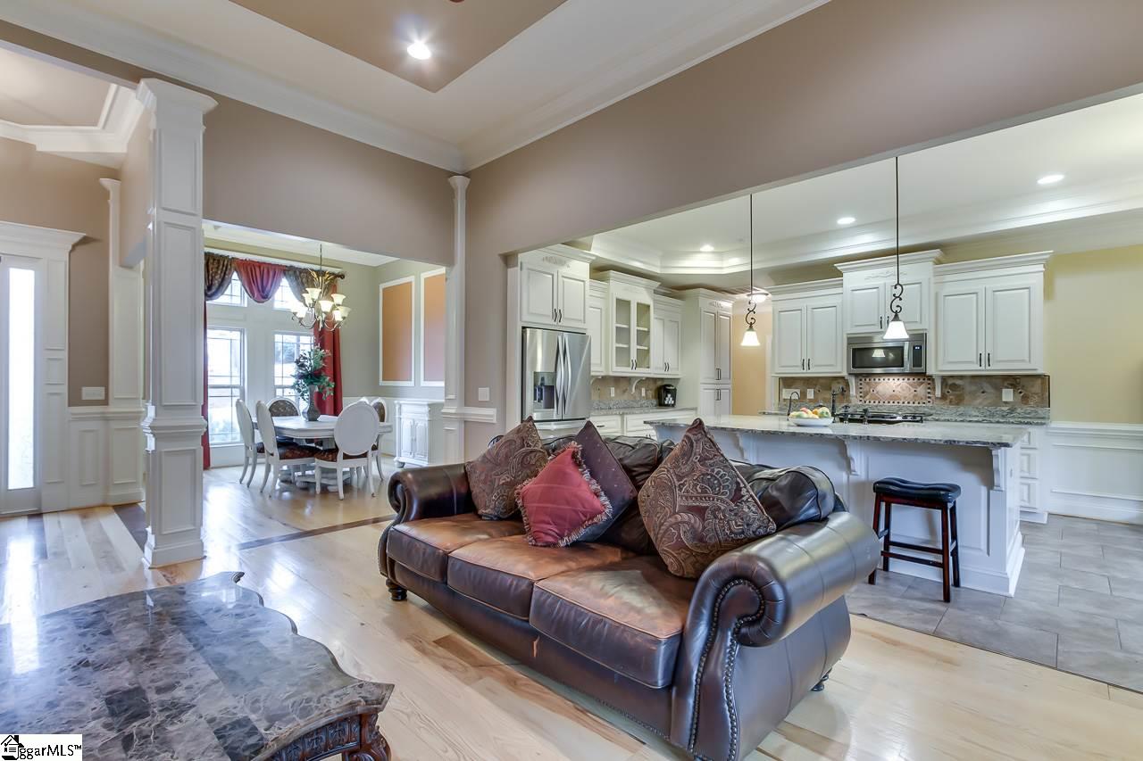 221 Foxhound Road Simpsonville, SC 29680 - Photo 10 of 36 Gallery Image 10