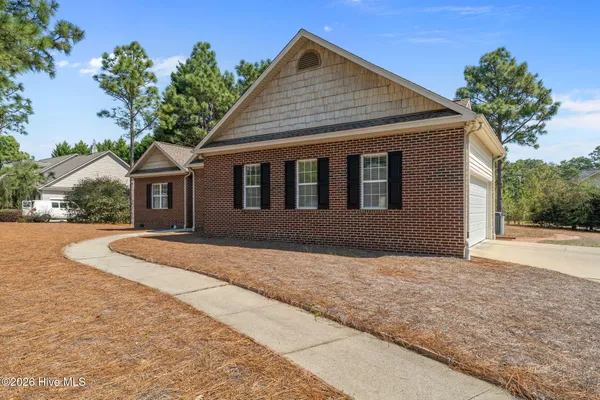 $489,000 | 8 Hialeah Place, Pinehurst, NC 28374