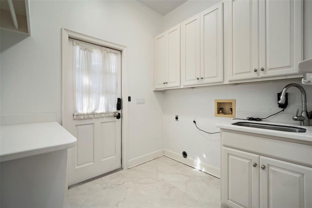 4318 West Azeele Street Tampa, FL 33609 - Photo 34 of 56