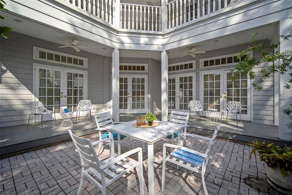 4318 West Azeele Street Tampa, FL 33609 - Photo 8 of 56