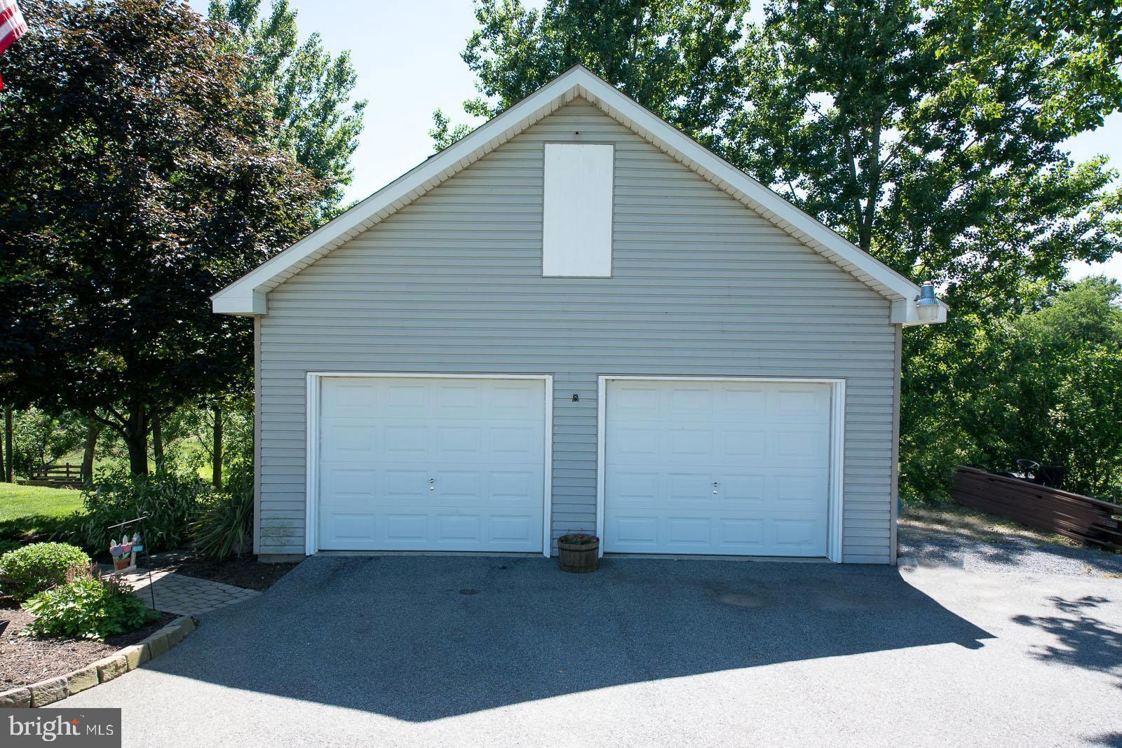 156 Barkley Road Atglen, PA 19310 - Photo 4 of 27 Oversized 2-car garage w/upper level storage