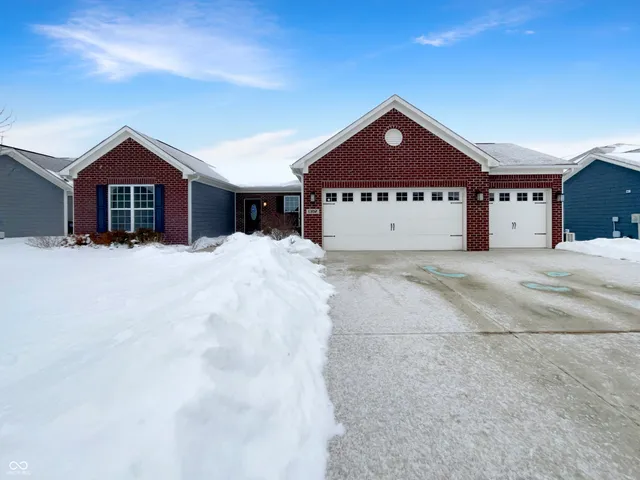 $380,000 | 1302 Old Mkt Square, Greenwood, IN 46143