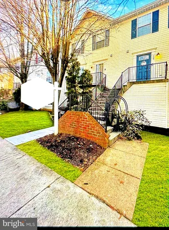 $335,000 | 725 Paldao Terrace, Unit 3, Landover, MD 20785