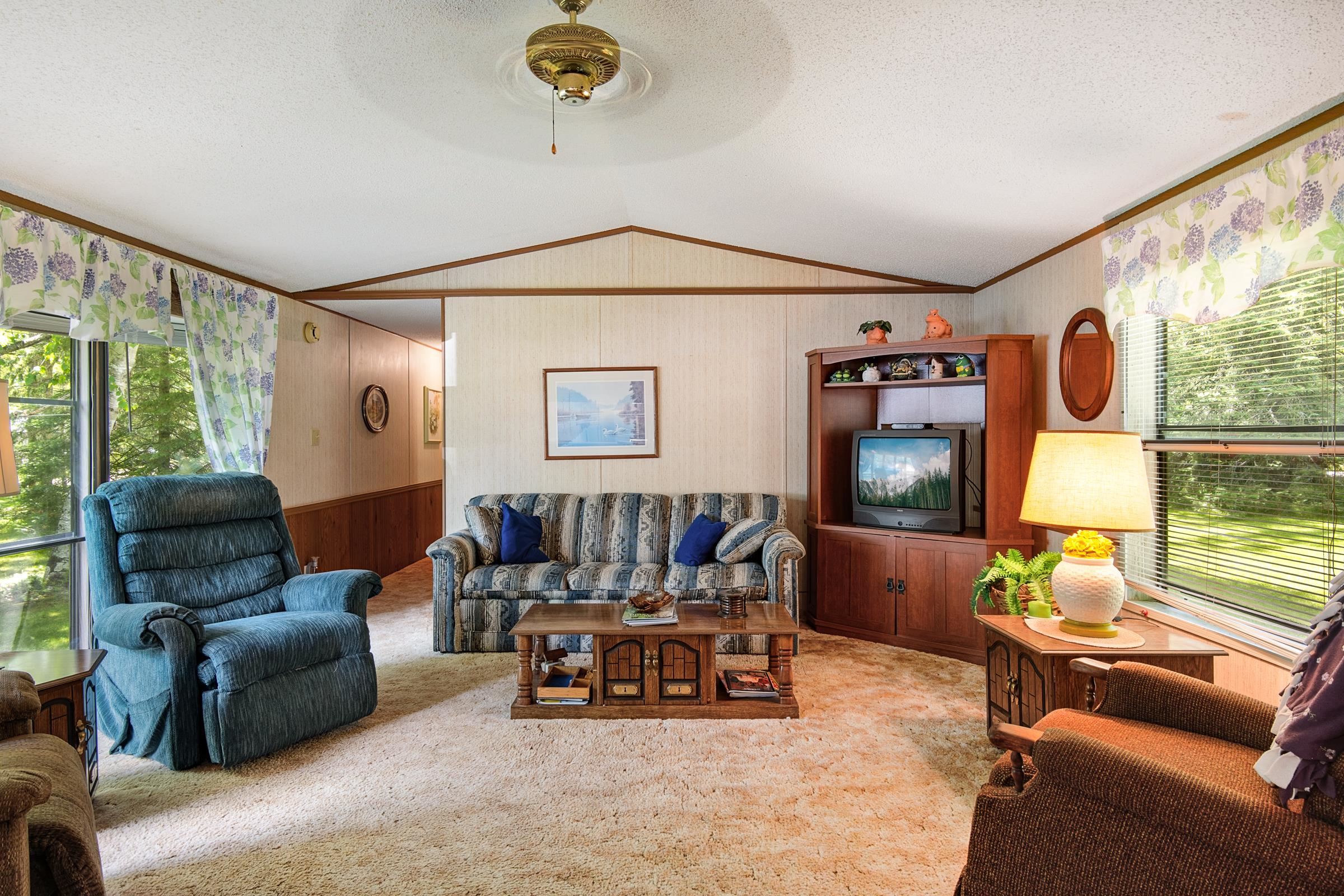 W6133 Rector Road Wausaukee, WI 54177 - Photo 11 of 81