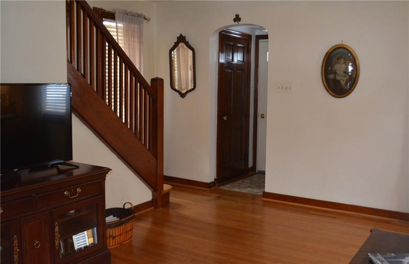 100 State Street McKees Rocks, PA 15136 - Photo 2 of 12 Gallery Image 2