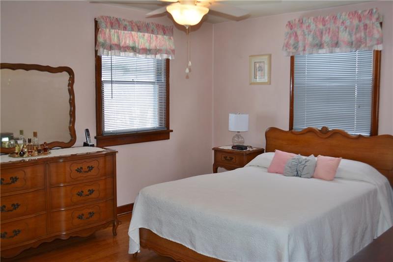 100 State Street McKees Rocks, PA 15136 - Photo 7 of 12 Gallery Image 7
