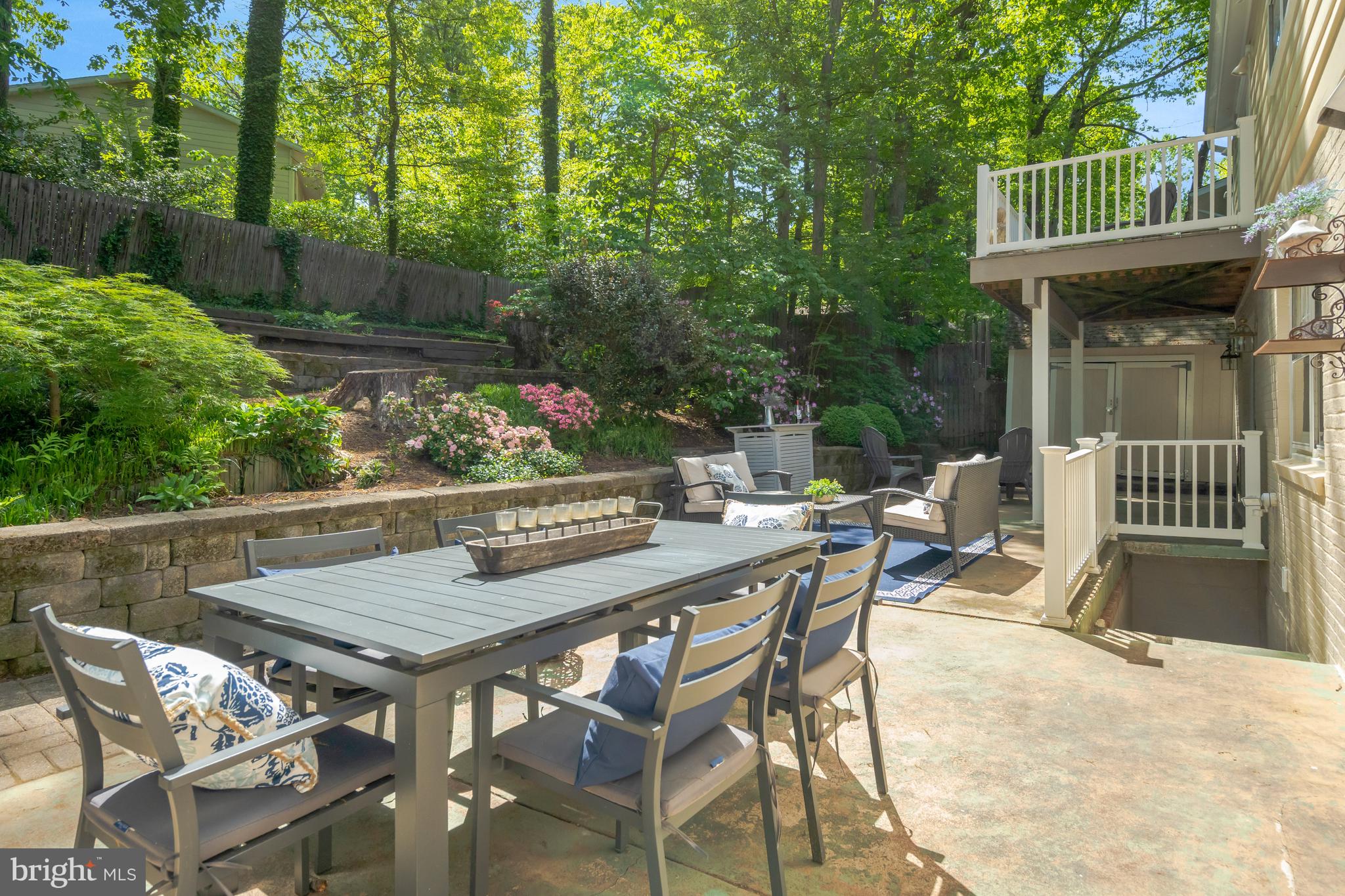 3313 Midland Road Fairfax, VA 22031 - Photo 4 of 74 The perfect backyard for summer entertaining