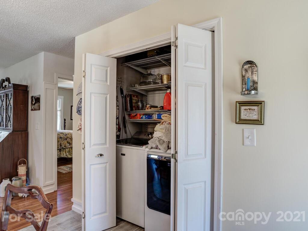 56 Millard Cove Road Leicester, NC 28748 - Photo 14 of 34 Gallery Image 14