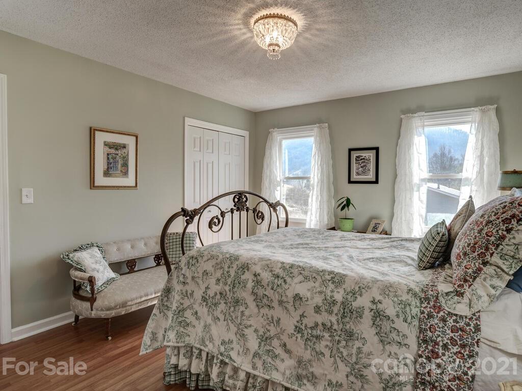 56 Millard Cove Road Leicester, NC 28748 - Photo 17 of 34 Gallery Image 17
