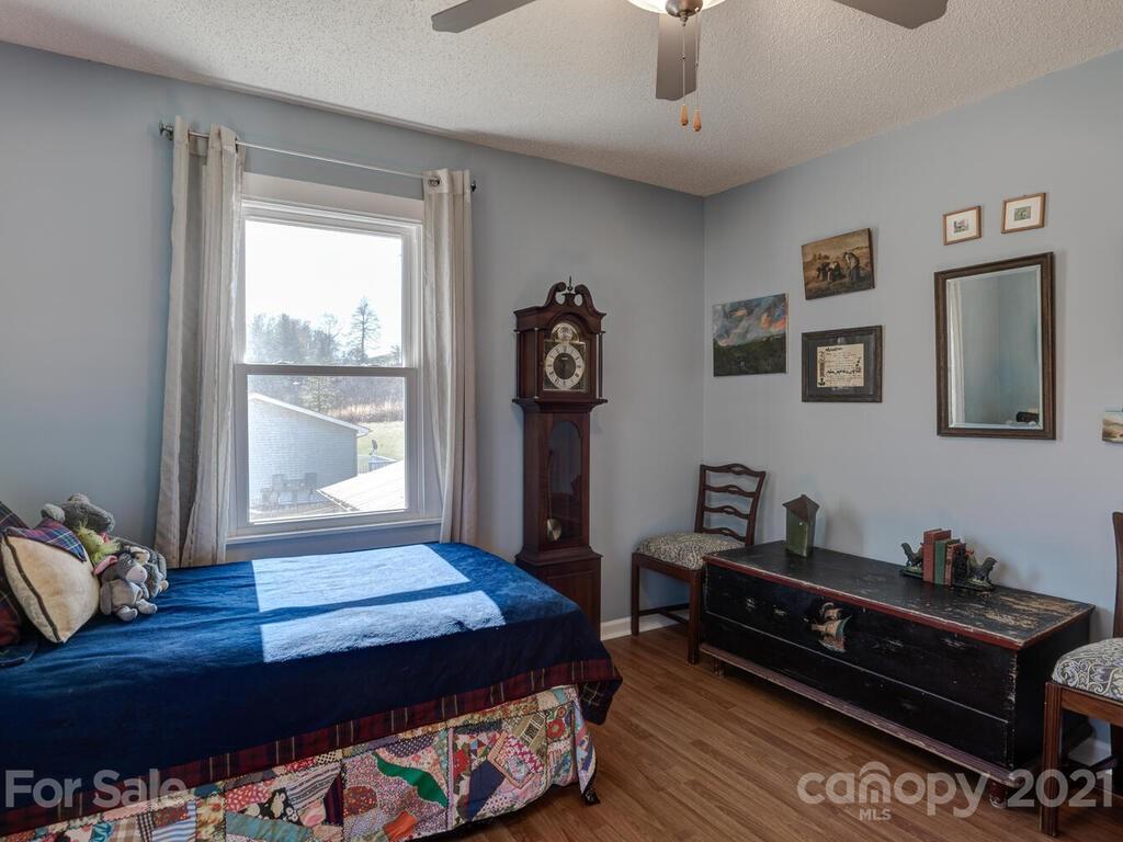 56 Millard Cove Road Leicester, NC 28748 - Photo 20 of 34 Gallery Image 20
