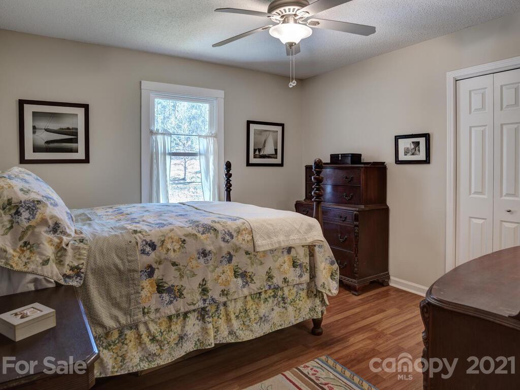 56 Millard Cove Road Leicester, NC 28748 - Photo 22 of 34 Gallery Image 22