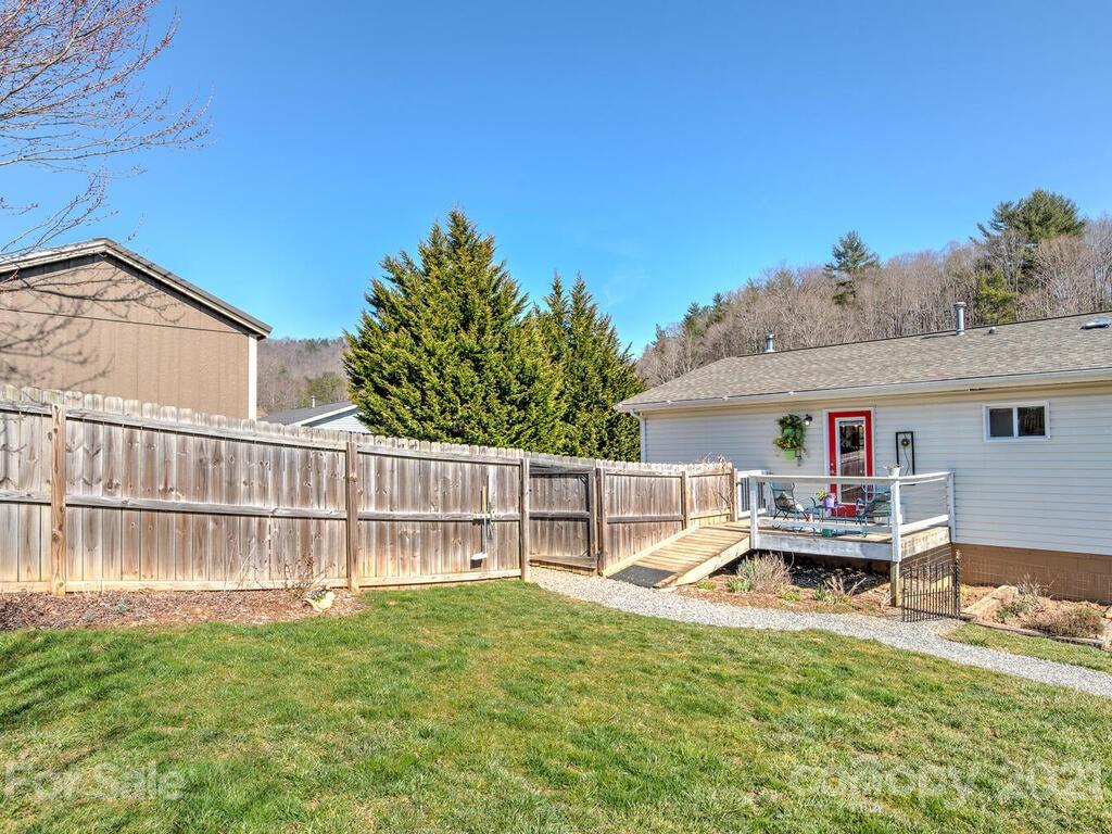 56 Millard Cove Road Leicester, NC 28748 - Photo 27 of 34 Gallery Image 27