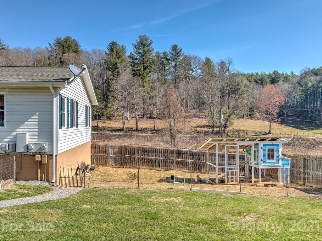 56 Millard Cove Road Leicester, NC 28748 - Photo 28 of 34 Gallery Image 28