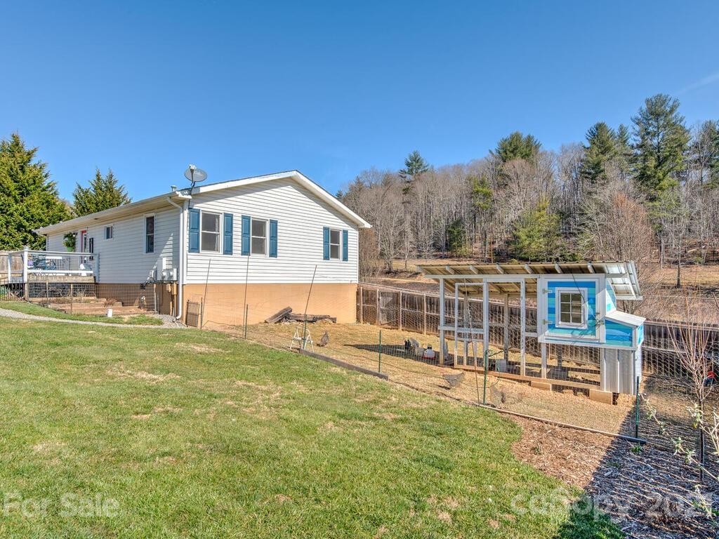 56 Millard Cove Road Leicester, NC 28748 - Photo 29 of 34 Gallery Image 29