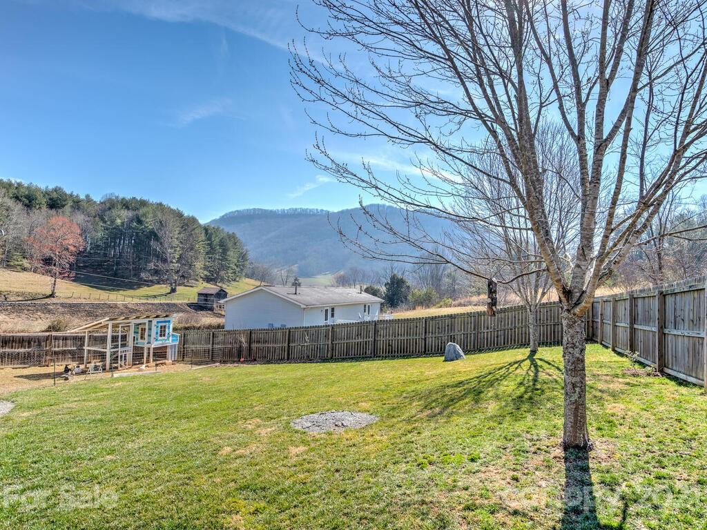 56 Millard Cove Road Leicester, NC 28748 - Photo 33 of 34 Gallery Image 33