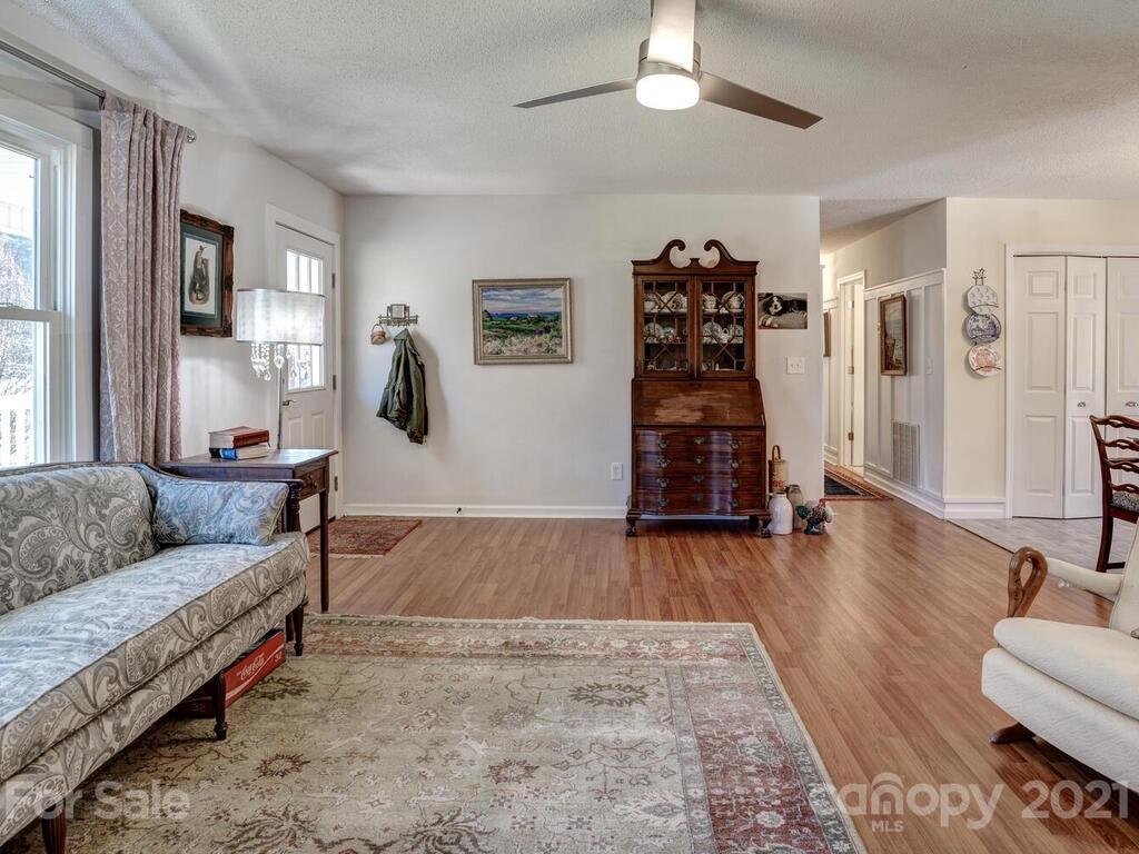 56 Millard Cove Road Leicester, NC 28748 - Photo 7 of 34 Gallery Image 7