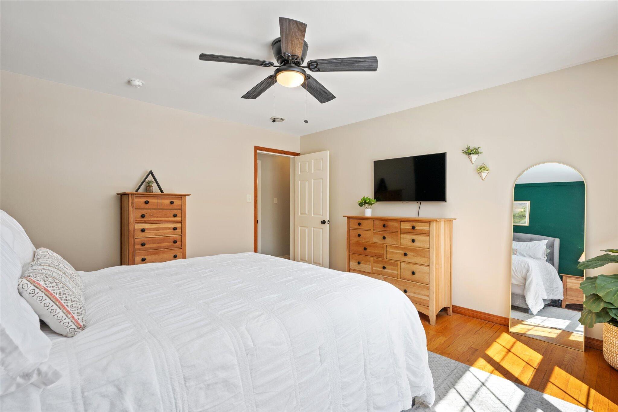 817 Millvale Road Bucksport, ME 04416 - Photo 20 of 47 25-Primary Bedroom