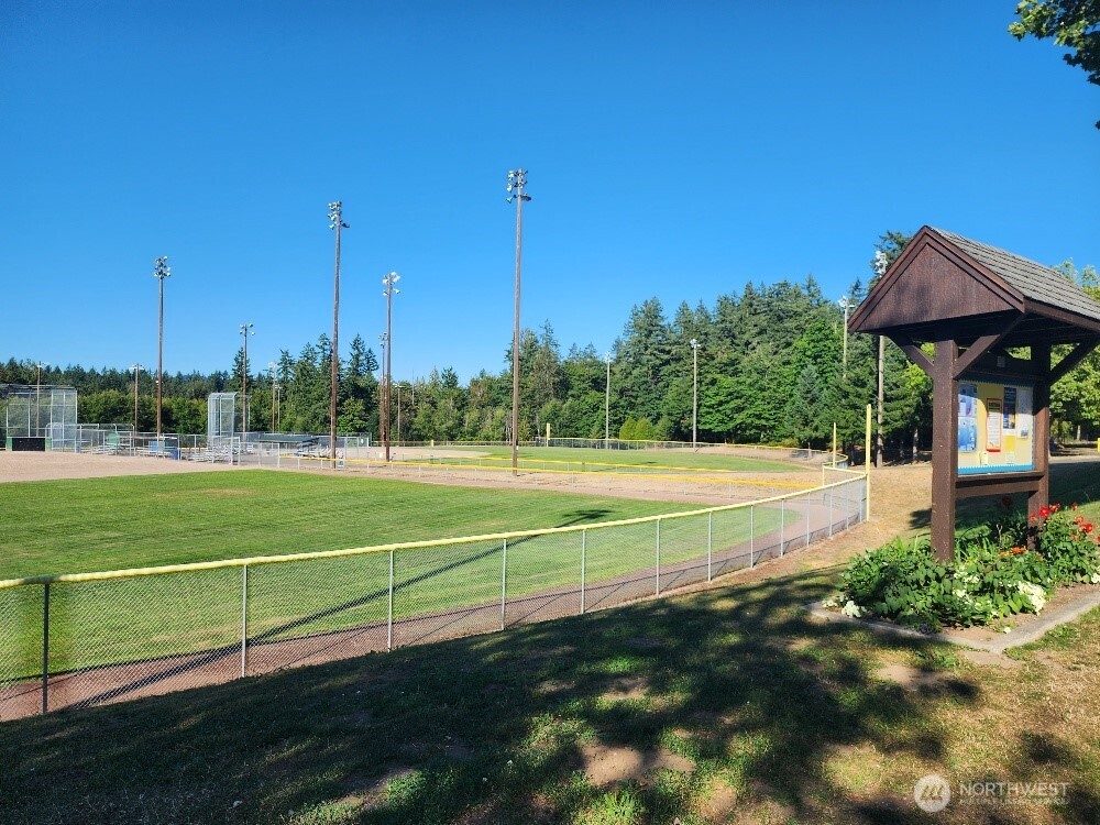 16200 Parkside Way Southeast Renton, WA 98058 - Photo 32 of 40 a view of a park