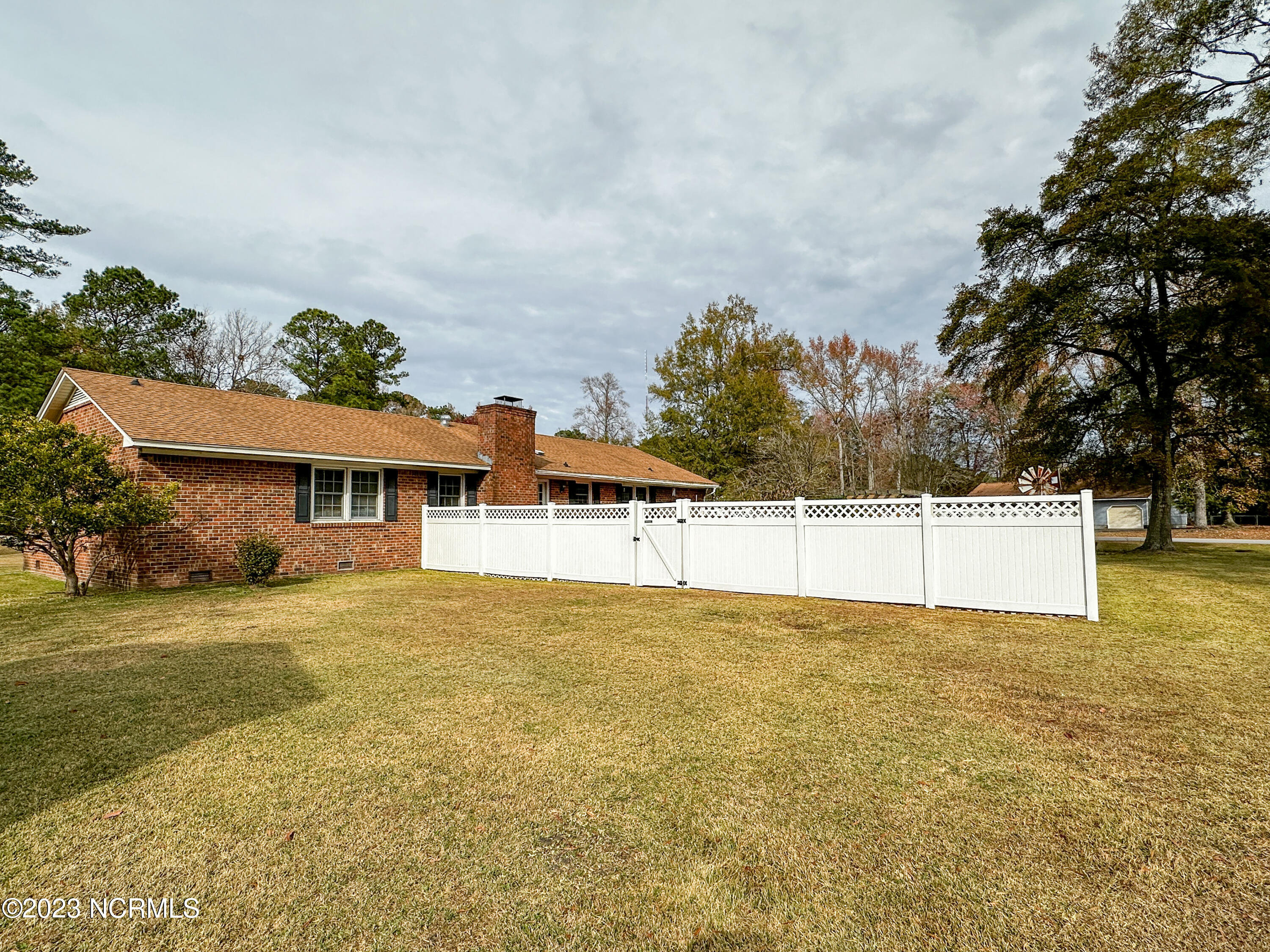 3601 Norwich Road New Bern, NC 28562 - Photo 27 of 29 Side View