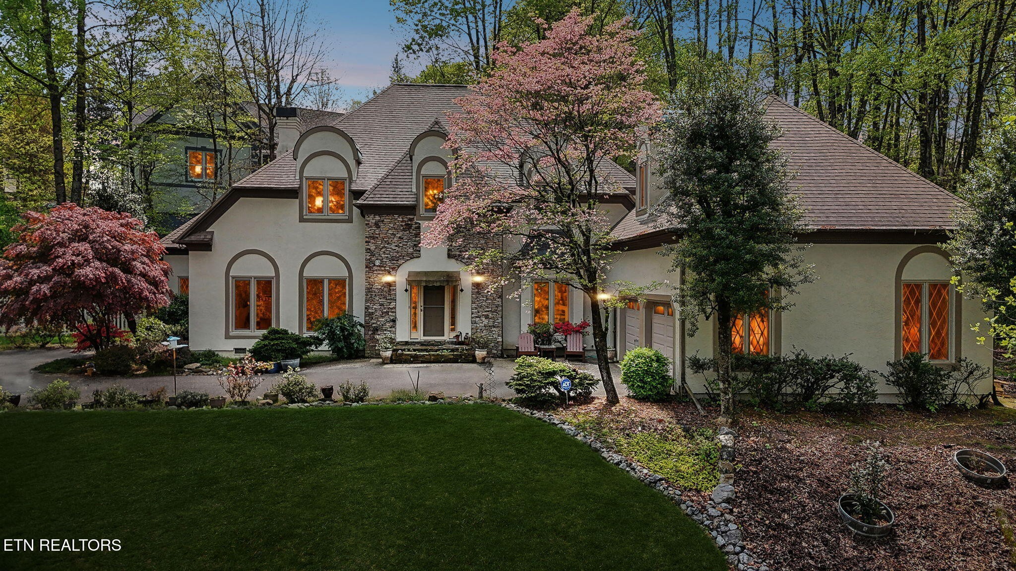 15 Rivers Run Way Oak Ridge, TN 37830 - Photo 1 of 41 Gallery Image 1