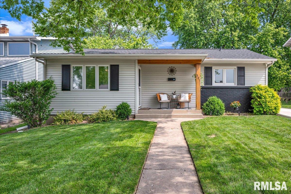 301 Devonshire Road Washington, IL 61571 - Photo 1 of 32 Gallery Image 1