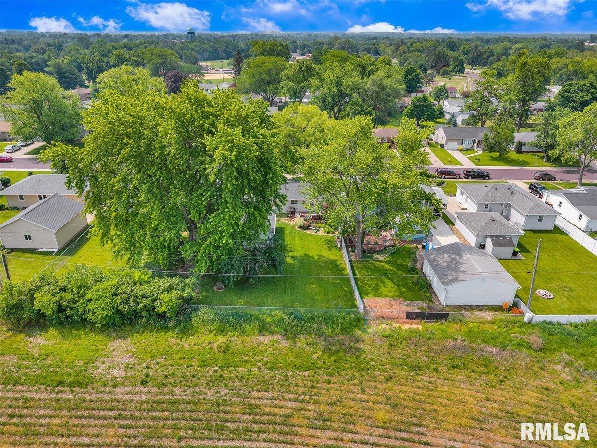 301 Devonshire Road Washington, IL 61571 - Photo 27 of 32 Gallery Image 27