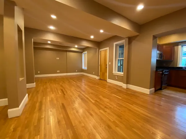 $5,500 | 1592 Beacon Street, Unit 2, Brookline, MA 02446