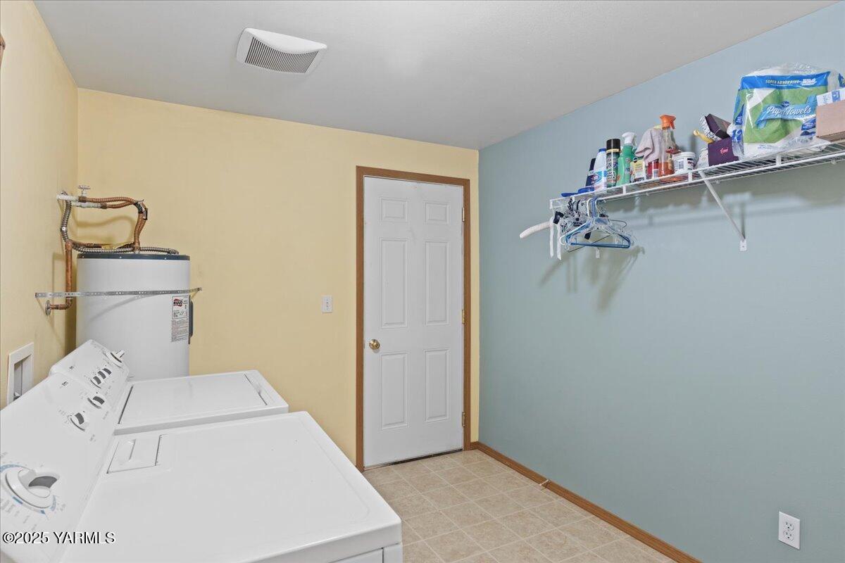 6402 Ridgeway Drive Yakima, WA 98901 - Photo 15 of 31 24-IMGC3219